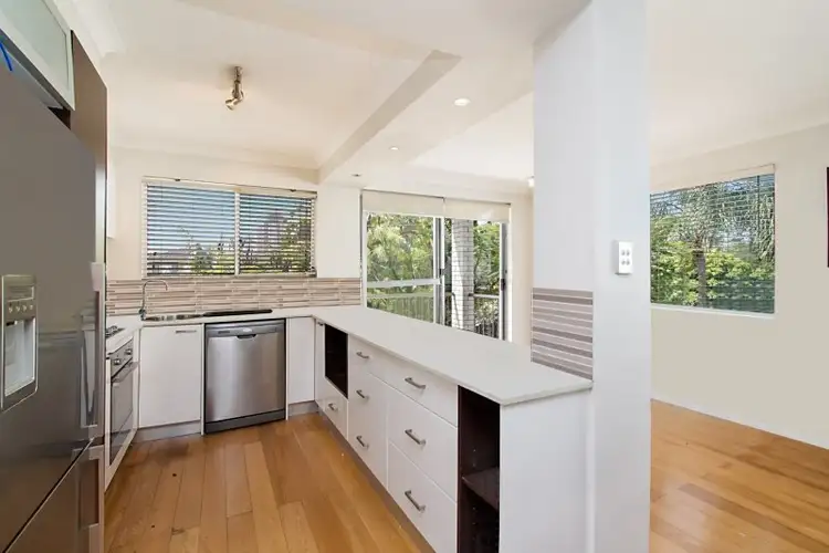 3/38 Chelsea Avenue, Broadbeach QLD 4218