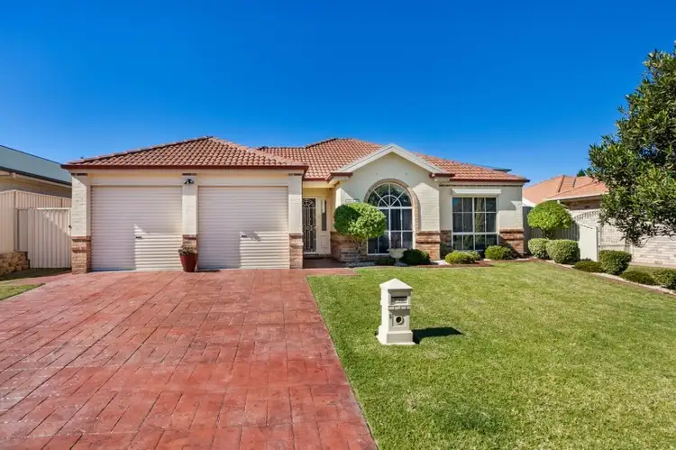 5 Molineaux Avenue, Shell Cove NSW 2529