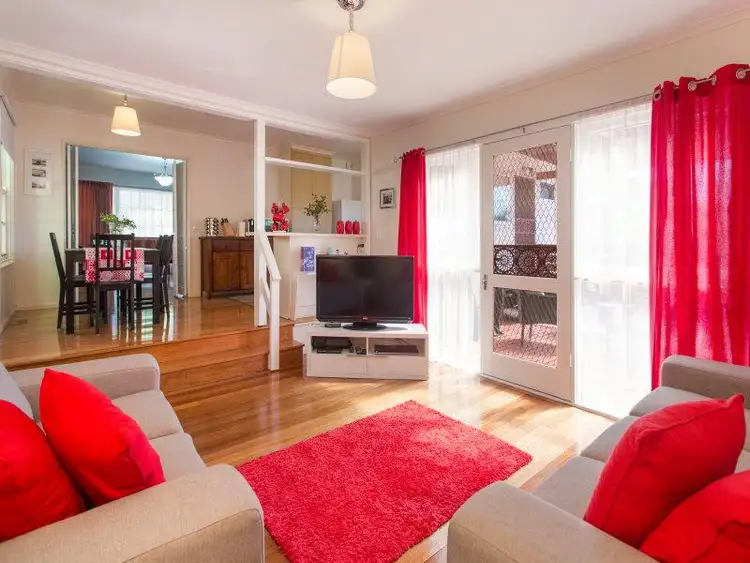 Fifth view of Homely house listing, 2 Kanya Court, Frankston VIC 3199