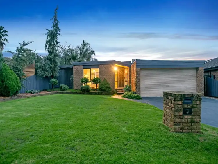 18 Majestic Drive, Somerville VIC 3912
