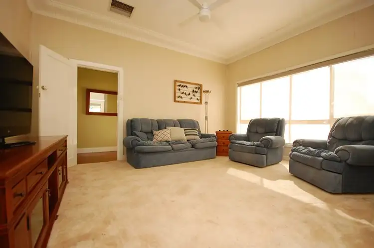 Seventh view of Homely house listing, 4 Wyangan Avenue, Griffith NSW 2680