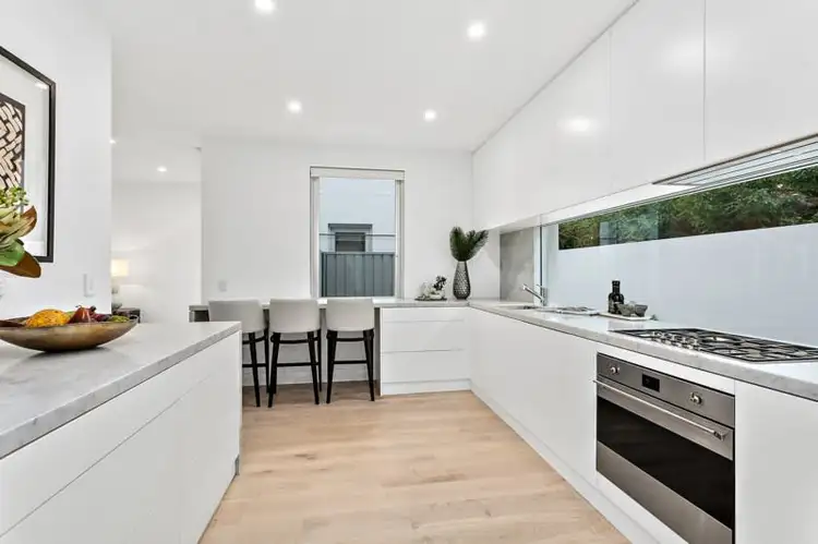 Third view of Homely townhouse listing, 2/39A Kembla Street, Wollongong NSW 2500