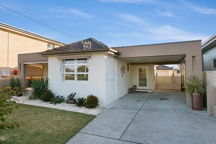 174 Osborne Parade, Warilla NSW 2528