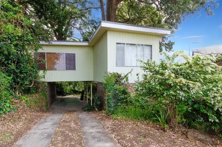 16 Rose Parade, Mount Pleasant NSW 2519