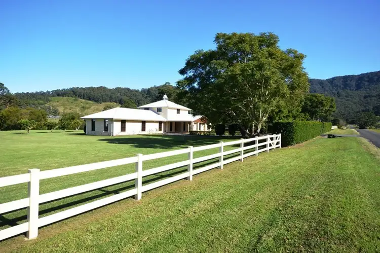 469 Crossmaglen Road, Bonville NSW 2450