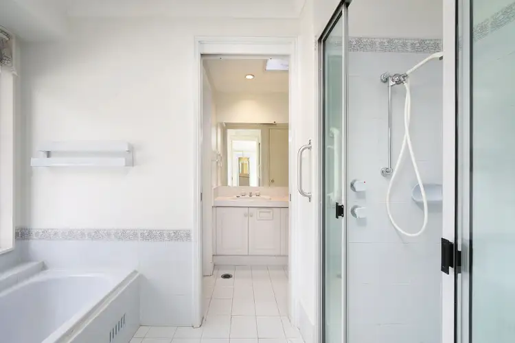 Sixth view of Homely house listing, 1 Merrivale Close, Kincumber NSW 2251