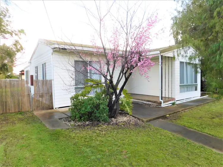 1 Elizabeth Avenue, Bordertown SA 5268