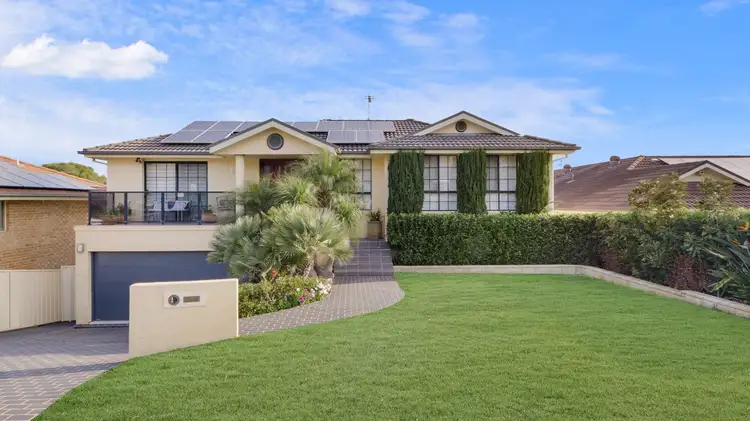 18 Stenhouse Drive, Mount Annan NSW 2567