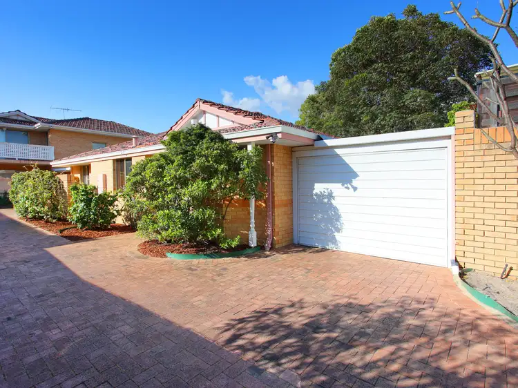 2/72 Gardner Street, Como WA 6152