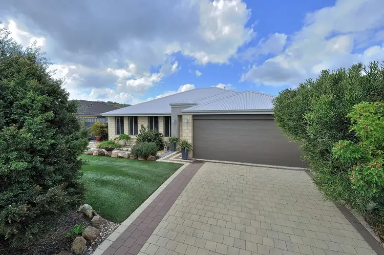 14 Adagio Way, Bullsbrook WA 6084