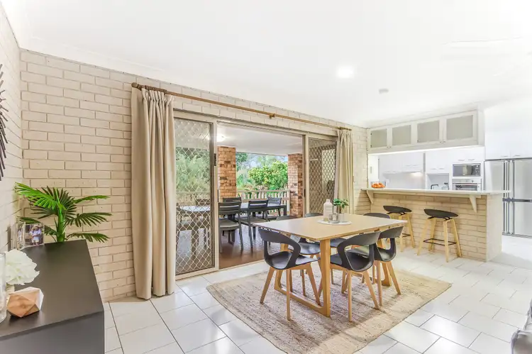 Sixth view of Homely house listing, 2 Rob Roy Court, Highland Park QLD 4211