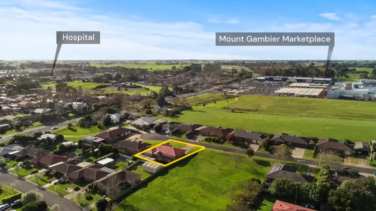 Second view of Homely house listing, 9 Kowine Court, Mount Gambier SA 5290
