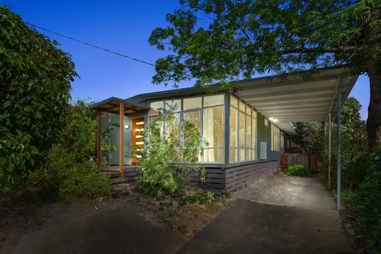 33 Wynden Drive, Frankston VIC 3199