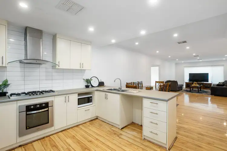 55 King Road, Beechboro WA 6063