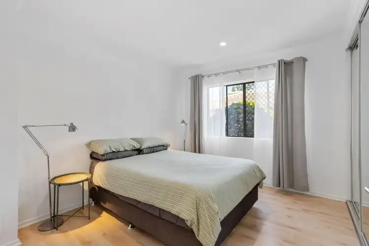 Sixth view of Homely unit listing, 1/11 Adori Street, Chevron Island QLD 4217