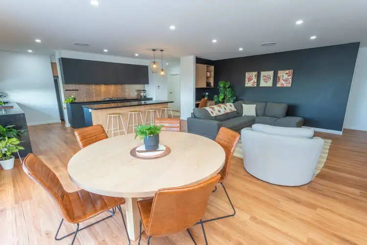 Sixth view of Homely house listing, 13 Hardiman Way, Griffith NSW 2680