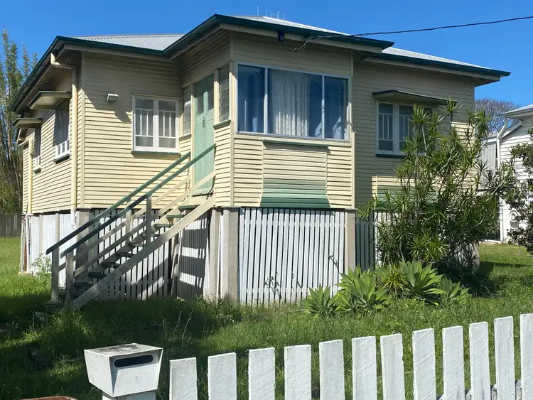 8 Pearson Street, Granville QLD 4650