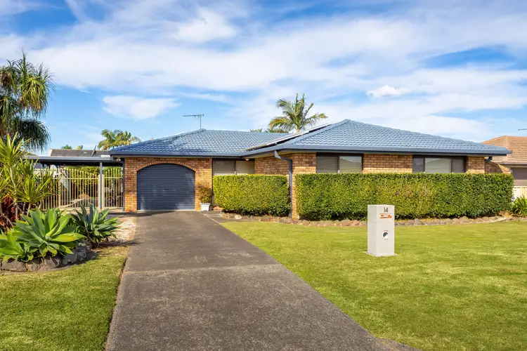 14 Petken Drive, Taree NSW 2430