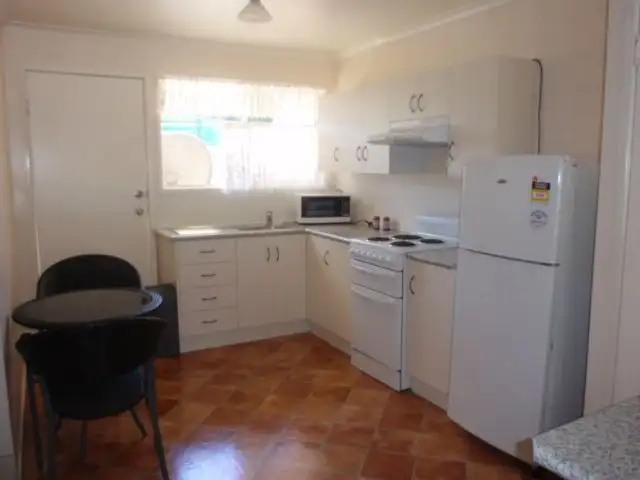 2/25 Campbell Street, Emerald QLD 4720