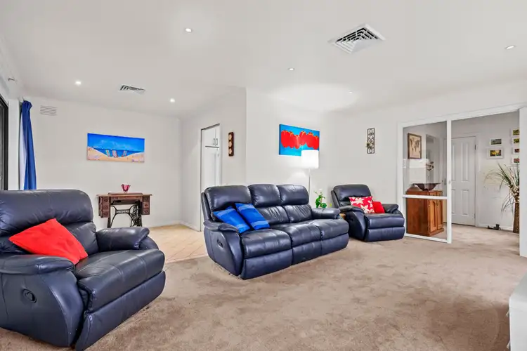 Third view of Homely house listing, 6 Andes Court, Lalor VIC 3075