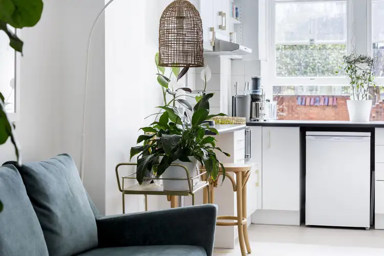 Third view of Homely studio listing, 307/3-5 Greenknowe Avenue, Elizabeth Bay NSW 2011