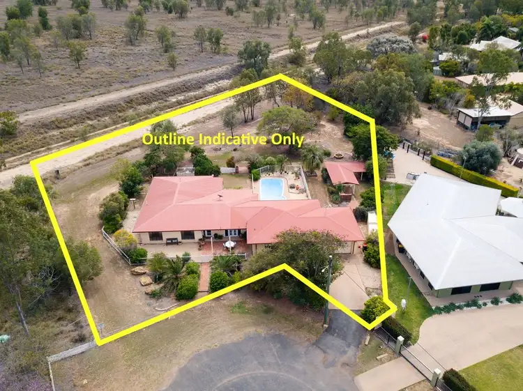 Second view of Homely house listing, 32 Quinn Street, Emerald QLD 4720