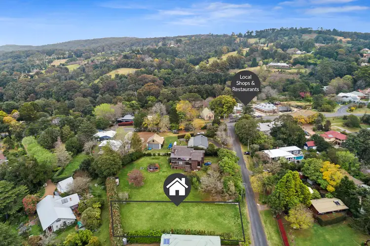 10 Douglas Road, Kurrajong Heights NSW 2758