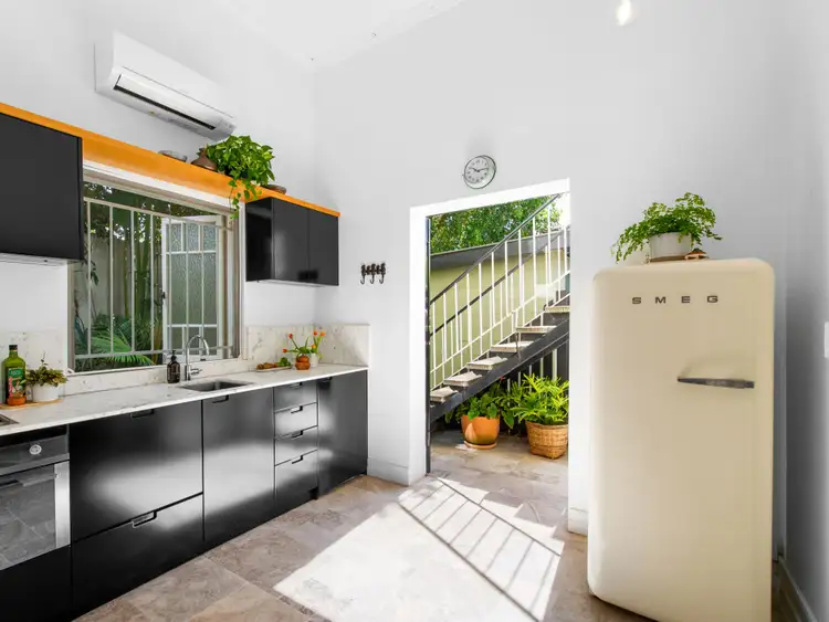 Fifth view of Homely apartment listing, 2/190 Moray Street, New Farm QLD 4005