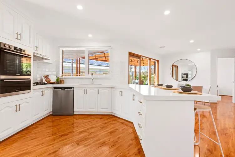 Fifth view of Homely house listing, 10 Highland Drive, Frankston South VIC 3199
