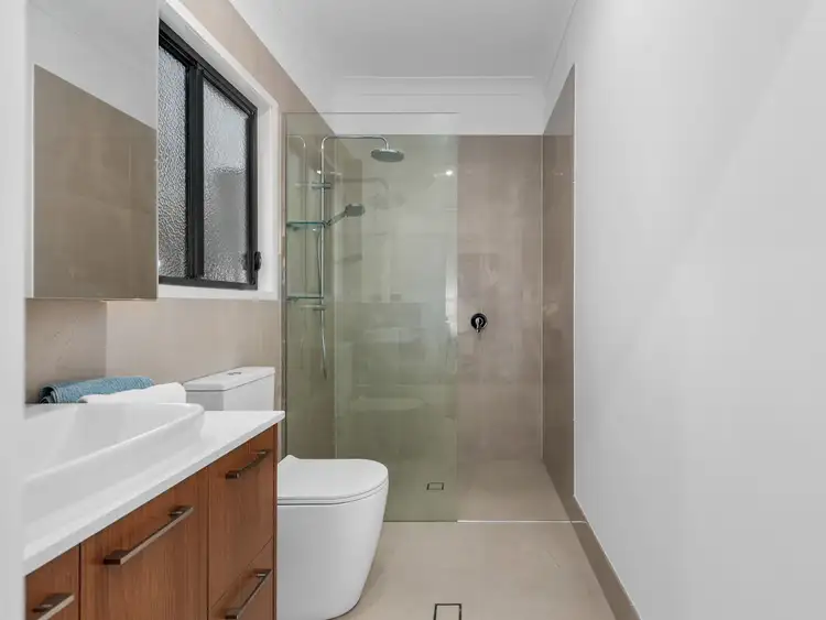 Sixth view of Homely house listing, 33 Ruth Street, Highgate Hill QLD 4101