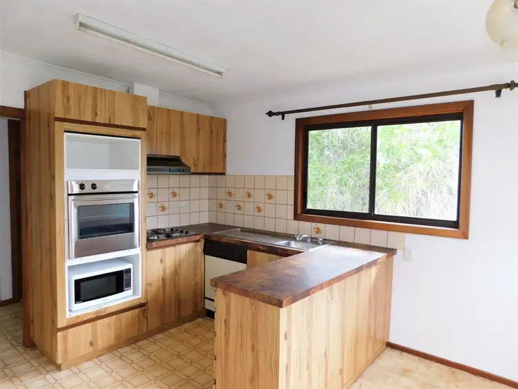 Second view of Homely house listing, 33 Bertha Street, Bordertown SA 5268