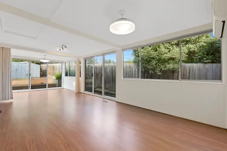 Sixth view of Homely house listing, 10 Faygate Court, Frankston VIC 3199