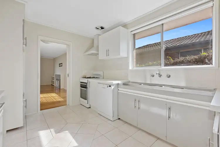 Second view of Homely house listing, 39 Karingal Drive, Frankston VIC 3199