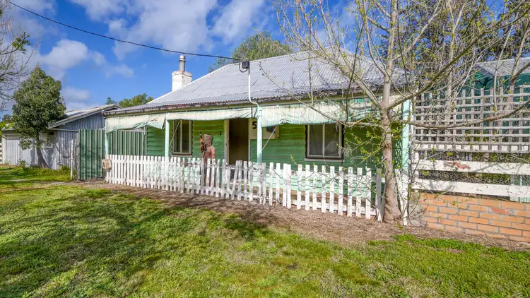 5 Hughes Street, Avenel VIC 3664
