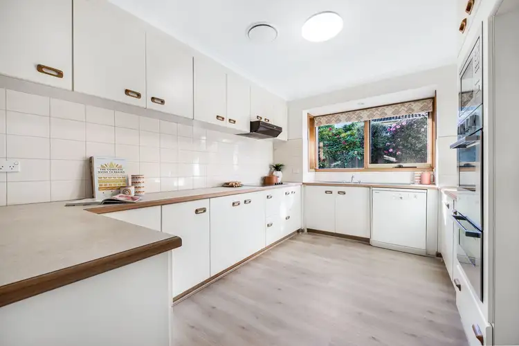 Fifth view of Homely unit listing, 2/4 Russell Crescent, Mount Waverley VIC 3149
