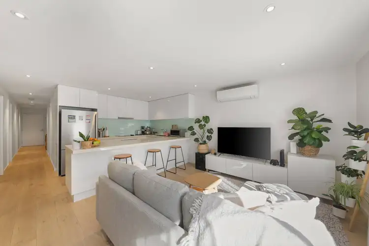 201/214 Warrigal Road, Oakleigh South VIC 3167