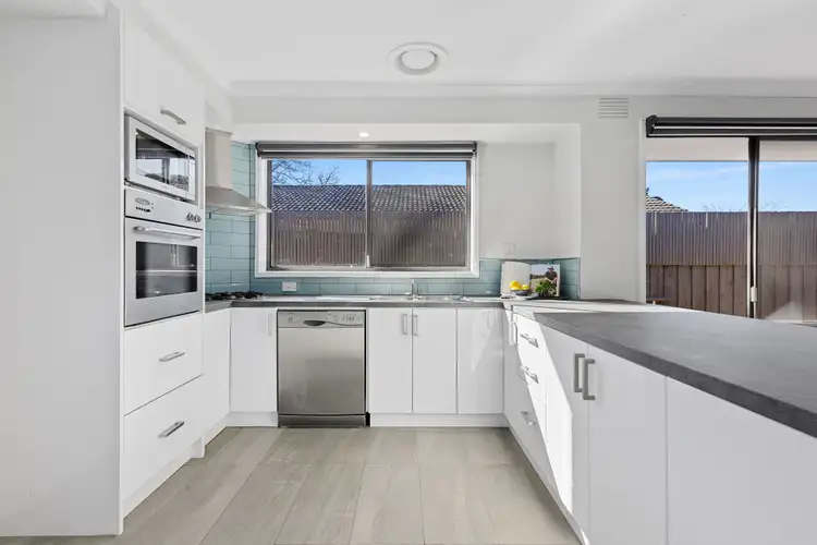 Fifth view of Homely house listing, 28 Benelong Crescent, Seaford VIC 3198