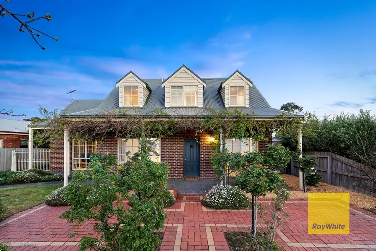 14 Finningley Court, Highton VIC 3216