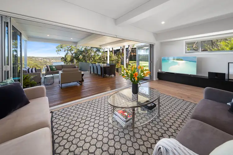 66 Bignell Street, Illawong NSW 2234