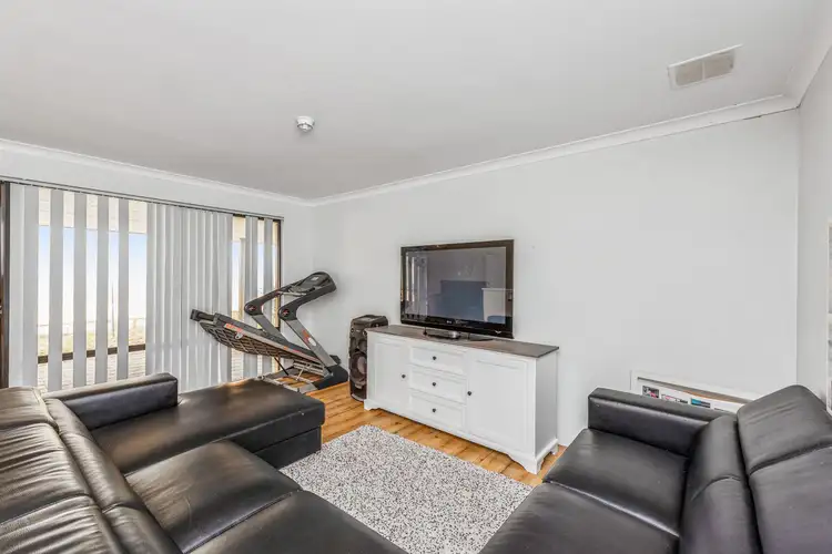 Second view of Homely house listing, 6 Sedgemoor Hill, Leda WA 6170