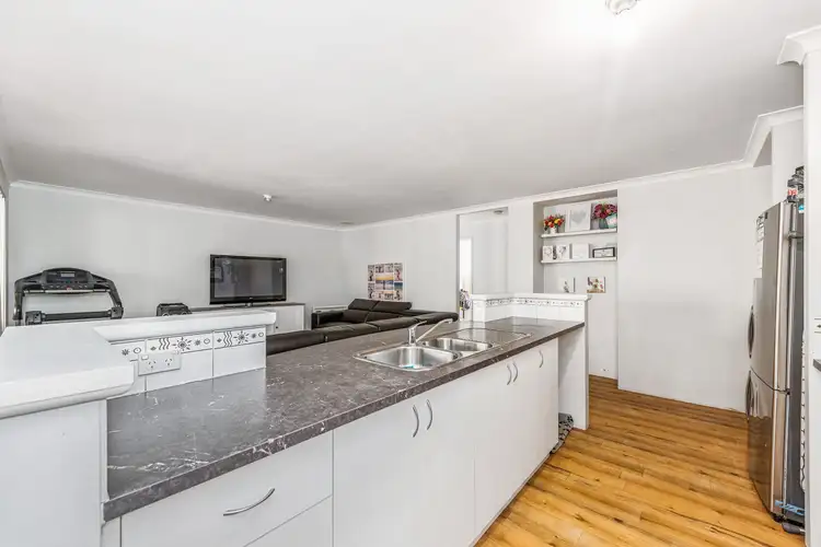 Sixth view of Homely house listing, 6 Sedgemoor Hill, Leda WA 6170