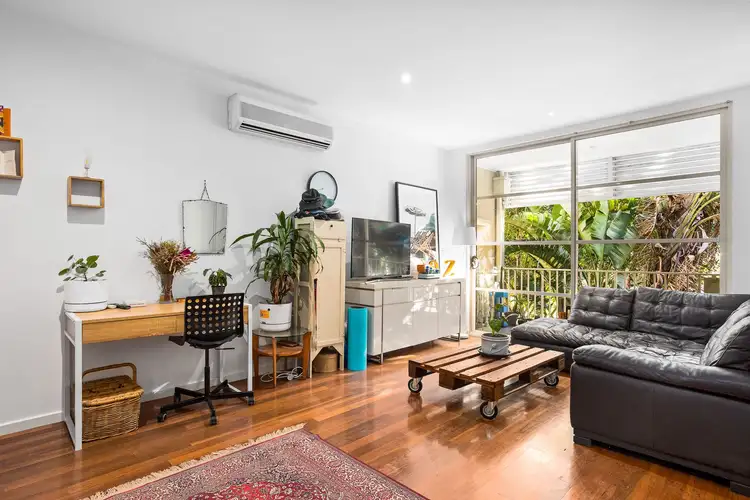 Third view of Homely apartment listing, 6/1 Stockade Avenue, Coburg VIC 3058