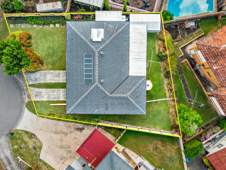 Second view of Homely house listing, 4 Cosmos Street, Macgregor QLD 4109