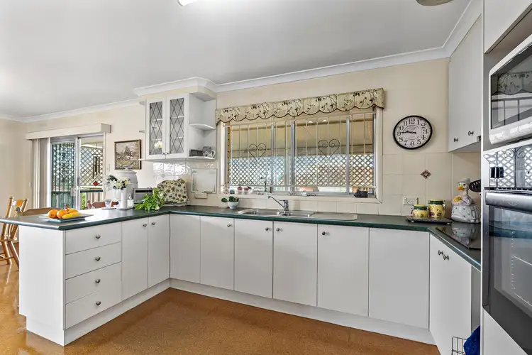 Sixth view of Homely house listing, 4 Cosmos Street, Macgregor QLD 4109