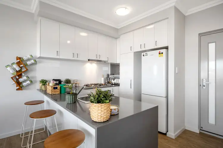 Sixth view of Homely house listing, 5/13 Belcastro Way, Madeley WA 6065