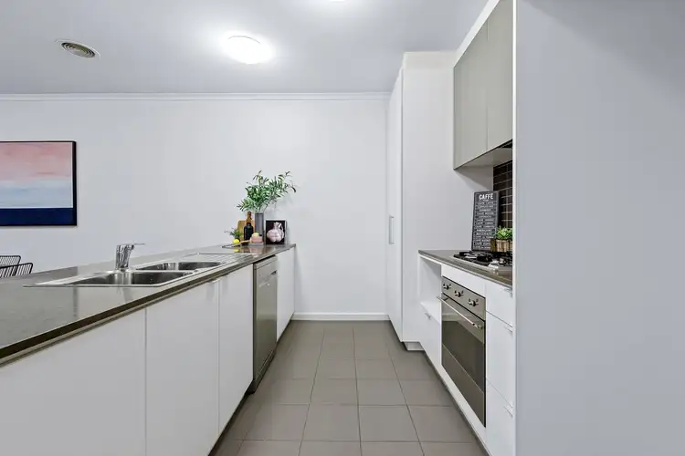 Sixth view of Homely townhouse listing, 8 Richmond Circuit, Mulgrave VIC 3170