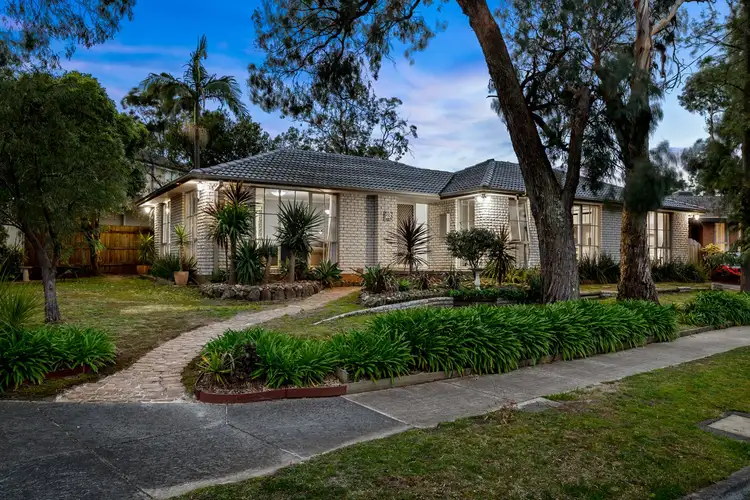 23 Kooringa Crescent, Wheelers Hill VIC 3150