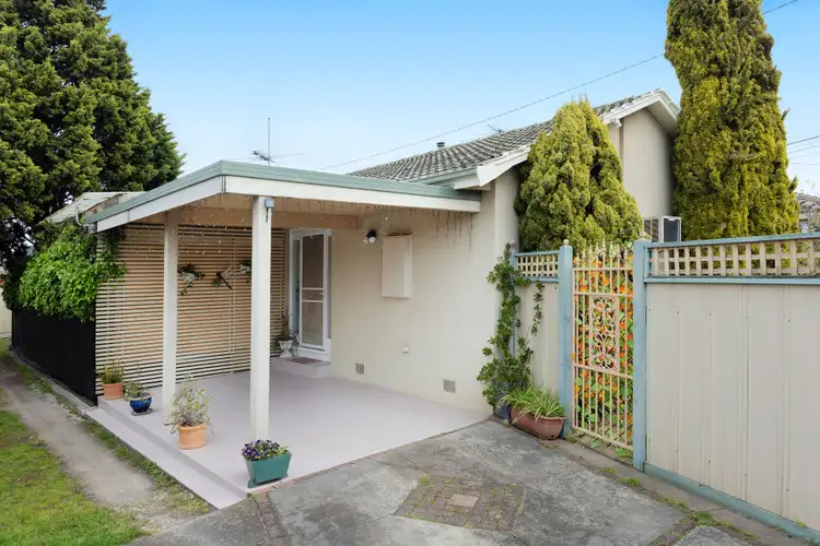 1/10 Arthur Street, Hughesdale VIC 3166