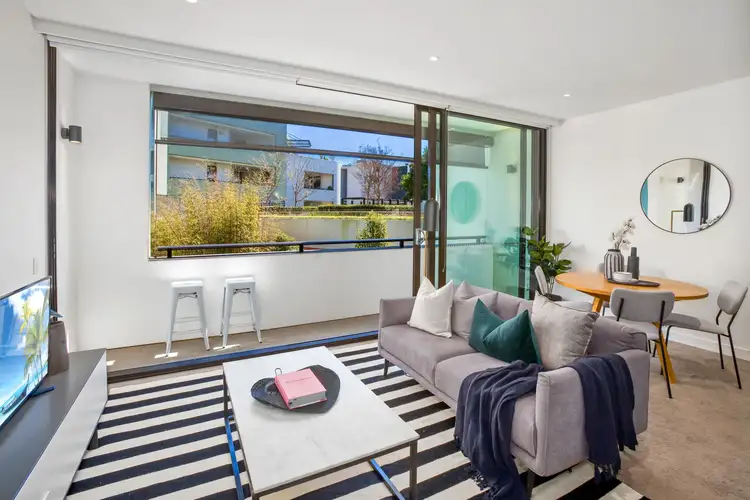 Main view of Homely studio listing, 410/2-4 Neild Avenue, Rushcutters Bay NSW 2011