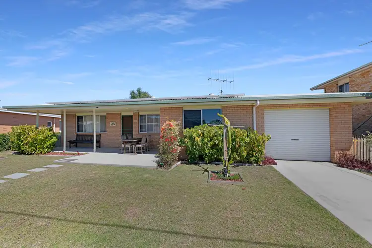 37 Club Avenue, Moore Park Beach QLD 4670